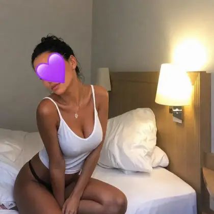 פצצה אמיתית להזמנות לביתך או מלון במרכז - בת ים - נערות ליווי