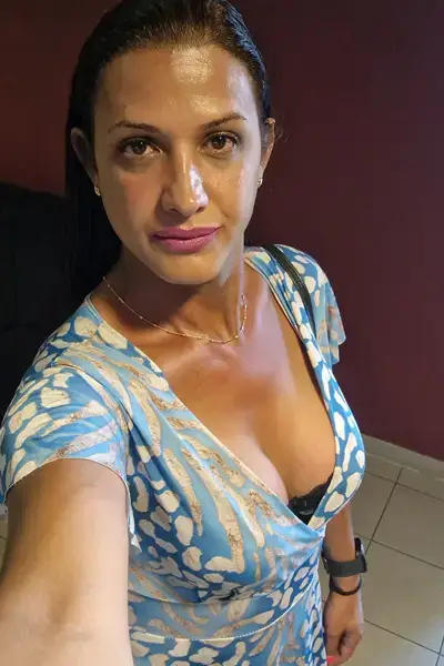 לונה תל אביב - בת ים - קוקסינליות